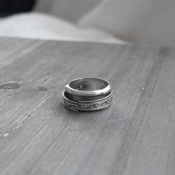 Sterling Silver Wave Spinner Ring sz 7 Solid 10.33g Chunky Stamped 925 Vintage - Picture 7 of 12